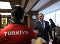 ŞAMPIYON - Bakan Kasapoğlu, Avrupa Ve Dünya Şampiyonu Olan Özel Sporcuları Ağırladı