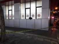 ŞÜPHELİ ÇANTA - Elazığ'da Şüpheli Çanta Fünye İle Patlatıldı
