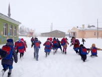 Erzincan Refahiye'de Taşımalı Eğitime Kar Tatili