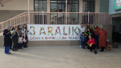 Halk Eğitim Kursiyerlerinden 3 Aralık Dünya Engelliler Günü'nde Anlamlı Etkinlik