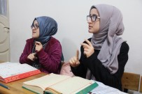 İŞİTME ENGELLİ - İşaret Dili İle Kur'an-I Kerim Okumayı Öğrendiler