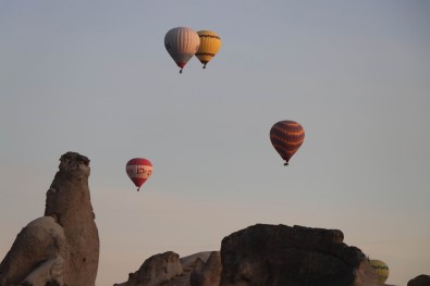 Kapadokya'da Balon Turları İptal Edildi