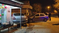 Kazada Savrulan Otomobil Bakkal Duvarına Çarptı Açıklaması 2 Yaralı