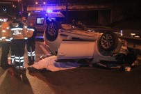 İKITELLI - TEM'de Otomobil Kamyona Arkadan Çarparak Takla Attı. Açıklaması 2 Ölü, 1 Yaralı
