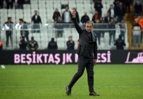 ABDULLAH AVCı - Tribünler Avcı'yı Soyunma Odasından Döndürdü