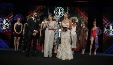 Tuğba Yüce, Yeni Defilesini Düzenledi