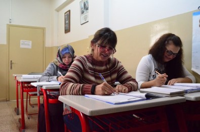 Yabancı Gelinler Türkçe Öğreniyor