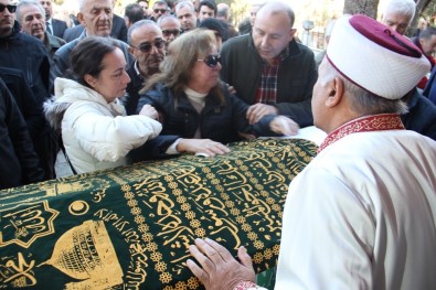 Anne Asuman Sarp'ın Son Vedası Yürekleri Dağladı