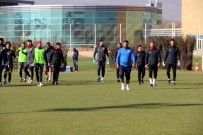 KAYSERISPOR - Bülent Uygun Açıklaması 'Ligde Kalmak İstiyorsak Bu Galibiyetlere İhtiyacımız Var'