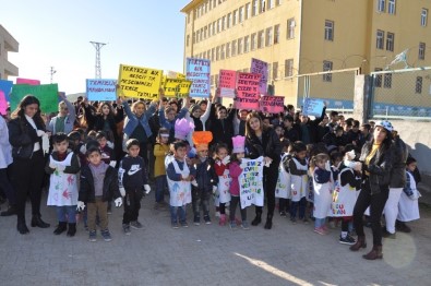 Cizre'de Kaymakam, Öğrencilerle Çevreyi Temizledi