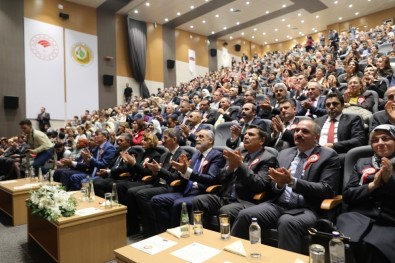 Cumhurbaşkanı Başdanışmanı Topçu 'Çocuk Elçiler Projesi'nin Tanıtımına Katıldı