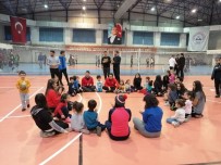 SOSYAL SORUMLULUK PROJESİ - ERÜ Spor Bilimleri 55 Öğrenciyi Misafir Etti