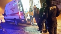 ÖĞRETMEN - Konya'da Yangın, 3 Kişi Dumandan Etkilendi