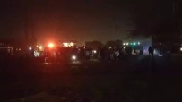 YOLCU TRENİ - Mısır'da Yolcu Treni Otomobile Çarptı Açıklaması 7 Ölü, 5 Yaralı