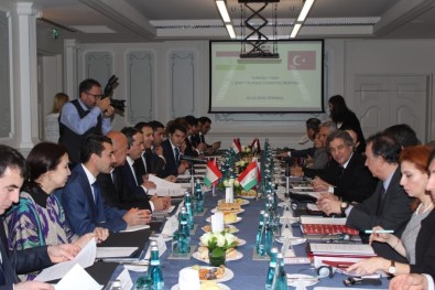 Türkiye-Tacikistan 1. Turizm Çalışma Grubu Toplantısı İstanbul'da Gerçekleştirildi