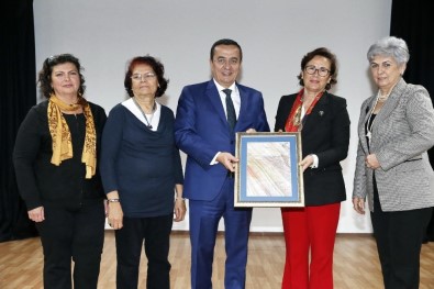 Başkan Batur, 'Gökdelenin Ruhsatını İptal Ediyorum'