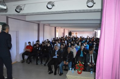Başkent Öğretmen Atölyelerinden, 'Yenilikçi Uygulamalar Ve Yapay Zeka' Semineri