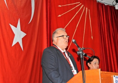 Çeşme CHP'de Kavasoğullar Yeniden Başkan Seçildi