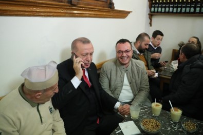 Cumhurbaşkanı Erdoğan, Fatih'te Bozacıda Vatandaşlarla Sohbet Etti