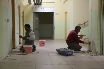 Erdemli Belediyesi'nin Okullara Desteği Sürüyor