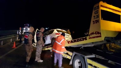 Erzurum'da Zincirleme Trafik Kazası Açıklaması 1'İ Ağır 4 Yaralı