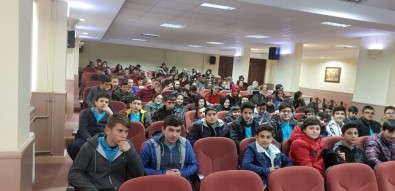 Kargı'da Öğrencilere Terör Konferansı