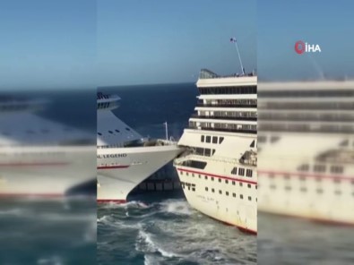 Meksika'da İki Lüks Yolcu Gemisi Çarpıştı