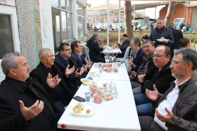 Tadilatı Tamamlanan Cami İbadete Açıldı
