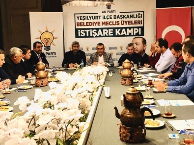 AK Parti İstişare Kampı Düzenlendi