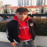 YAHYA KEMAL BEYATLI - Bakırköy'de Lise Öğrencisine Bıçaklı Dehşet