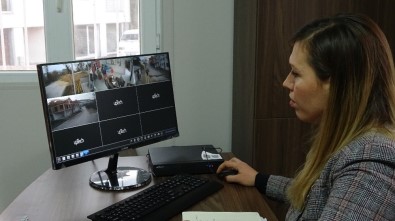 Bu Mahallenin Sokakları 24 Saat Gözetleniyor