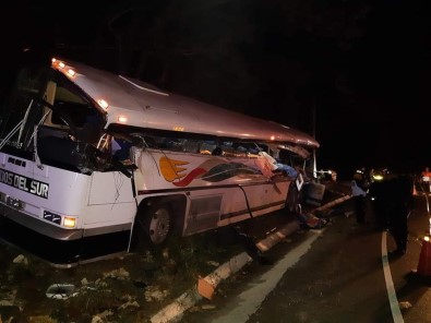 Guatemala'da Otobüs Kazası Açıklaması 20 Ölü, 12 Yaralı