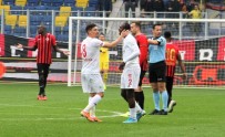 İBRAHIM PEHLIVAN - Süper Lig Açıklaması Gençlerbirliği Açıklaması 0 - Sivasspor Açıklaması 1 (İlk Yarı)