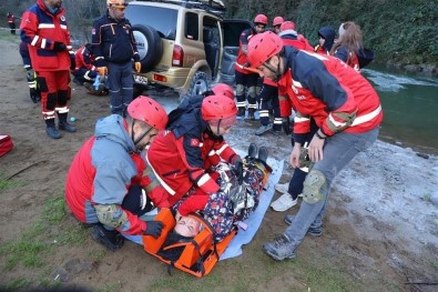 UMKE Gönüllüleri İçin Eğitim Kampı Düzenlendi
