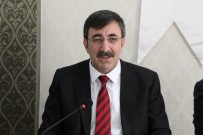 HACETTEPE ÜNIVERSITESI - AK Partili Yılmaz Açıklaması 'İhracatımız Bu Yıl 180 Milyar Doların Üstünde Bir Rakamla Kapanmış Olacak'