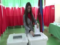 YEREL SEÇIM - Azerbaycan'da Halk, Yerel Seçimler İçin Sandık Başında