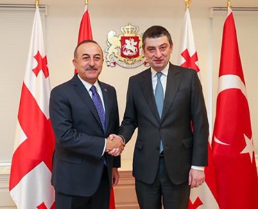 Bakan Çavuşoğlu, Gürcistan Başbakanı Gakharia İle Görüştü