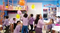 Minik Öğrenciler Ev Ortamına Dönüştürülen Sınıfta Eğlenerek Öğreniyor