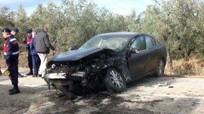 Orhangazi'de İki Otomobil Çarpıştı Açıklaması 1 Yaralı