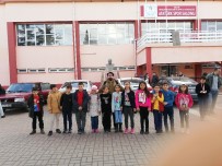 EMRE BAYRAM - Pazaryeri HEM Kursiyerleri Satranç Turnuvasında 3 Madalya Kazandı