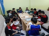 Şampiyonlara Tatlı İkramı