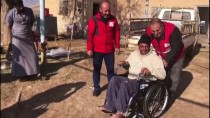 YÜRÜME ENGELLİ - Tey Abyad'daki Engelli Suriyeli'ye Tekerlekli Sandalye Yardımı