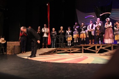 'Tıngır Mıngır Ülke'' İzleyicilerden Tam Not Aldı