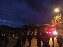 EVDE TEK BAŞINA - Yaşlı Kadın Alevlerin Arasında Kalarak Hayatını Kaybetti