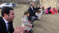 TOPRAK MAHSULLERI OFISI - Başkan Davulcu, Çocuklarla Oyun Oynayıp Hediyeler Dağıttı