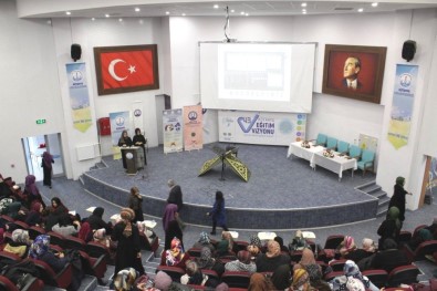 Kütahya'da Genç Nida Kur'an-I Kerim'i Güzel Okuma Ve Hafızlık Yarışması