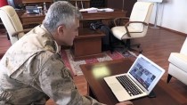 HÜSEYIN YıLDıZ - Malatya İl Jandarma Komutanı İnce, AA'nın 'Yılın Fotoğrafları' Oylamasına Katıldı