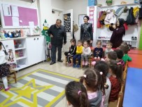 OKUL MÜDÜRÜ - Oyuncu Çelebi Minik Öğrencilerle Buluştu
