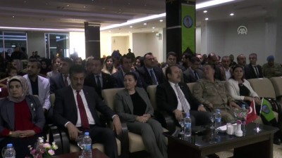 Şırnak'ta Kız Çocuklarının Eğitimi İçin 'El Emeği Göz Nuru' Sergisi Açıldı