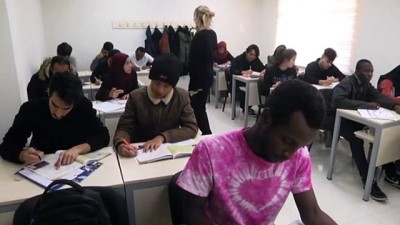 Türkçe Öğrenen Uluslararası Öğrenciler Akademik Hayata Öz Güvenle Başlıyor